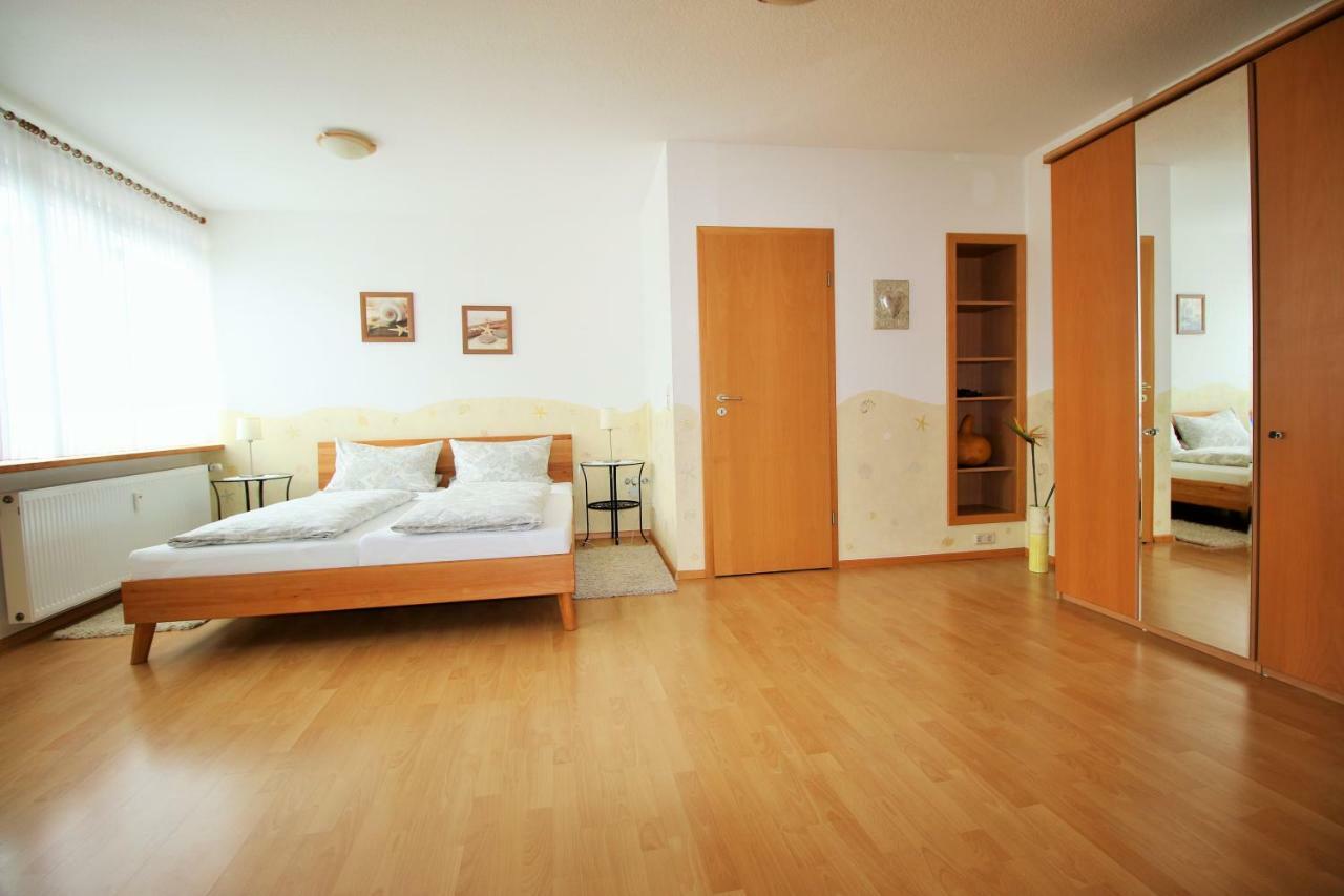 Fewo Spiaggia - Gaestehaus Koen ツェルティンゲン・ラハティグ エクステリア 写真